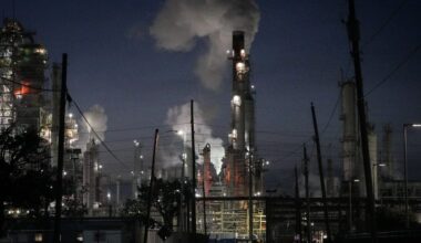 A major U.S. gasoline production hub is in such a severe drought that its refineries may be hobbled