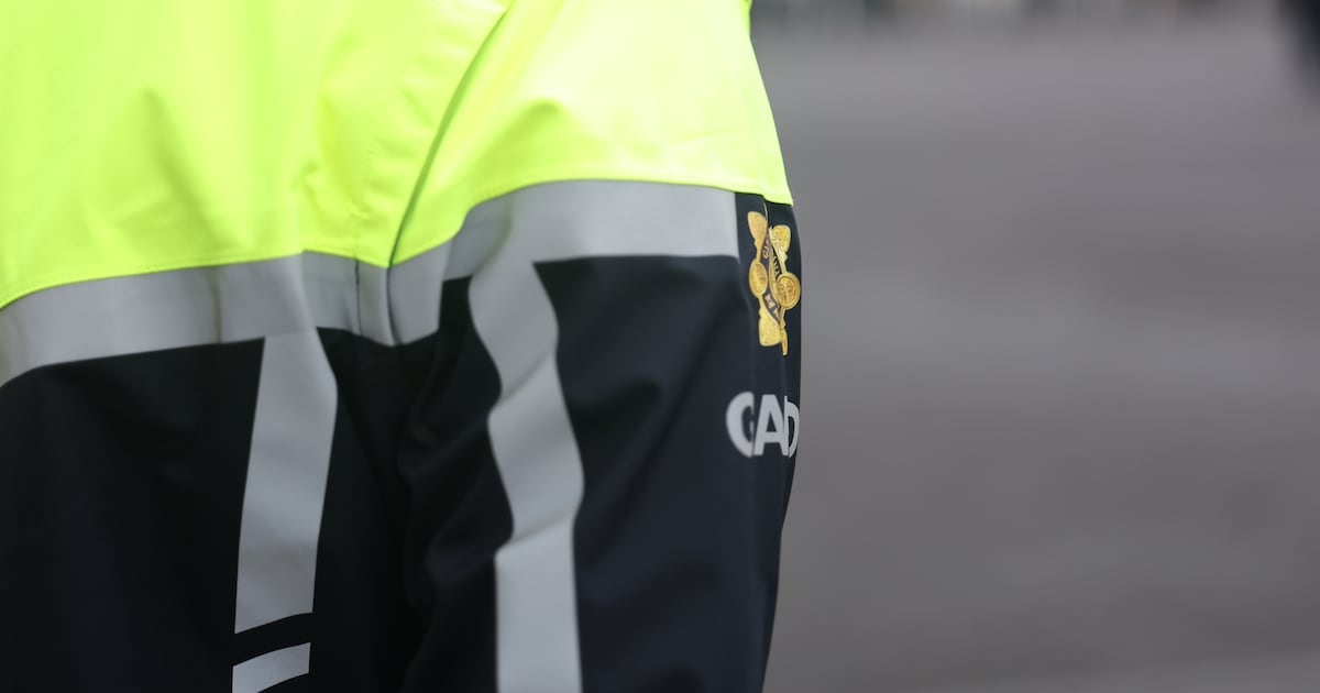 Retired Garda supt charged with corruption and facilitating criminal organisation – The Irish Times