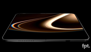 Apple said to be locked into Samsung for foldable iPhone screens, but surprisingly starting small