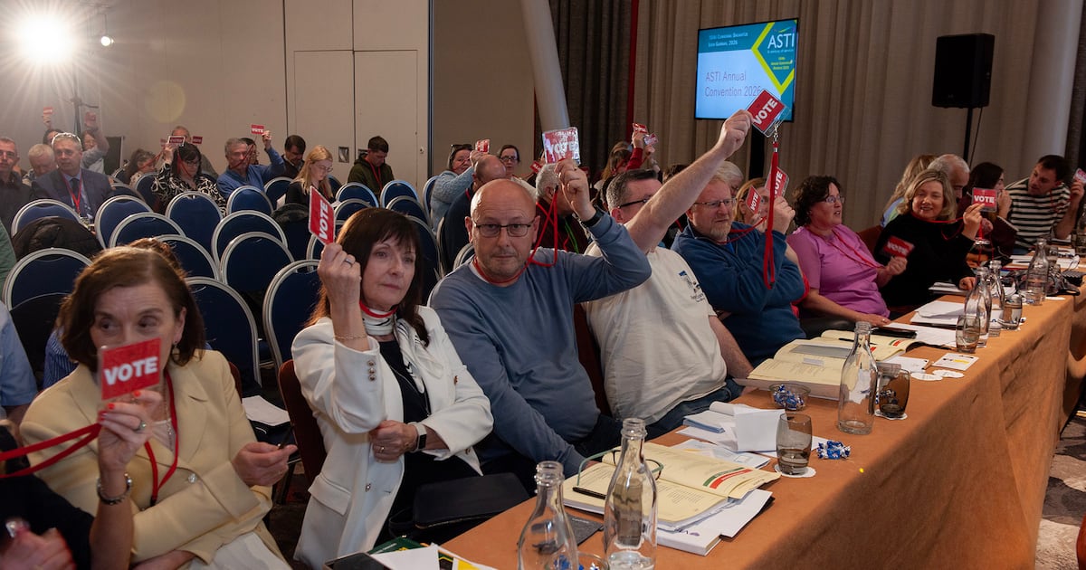 More than 20,000 ASTI union members set ‘to be excluded’ from promotional posts – The Irish Times