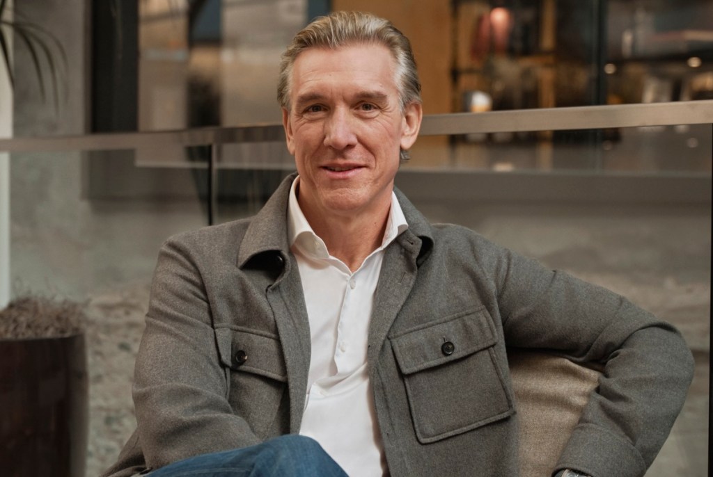 Airbnb Chief Business Officer Discussed How Flights Could Fit Into Expansion Strategy