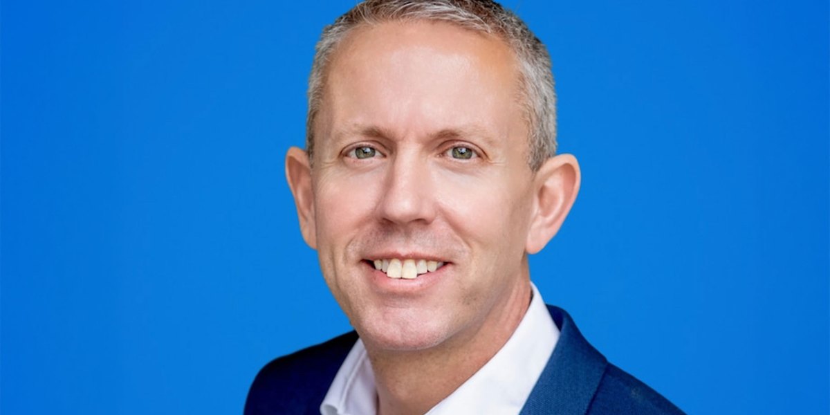 Dell's CFO built a 27-year career without leaving the company. Here's how he kept moving up