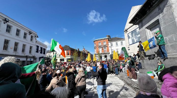 Hundreds Gather On O'Connell Street For Ennis Fuel Protest