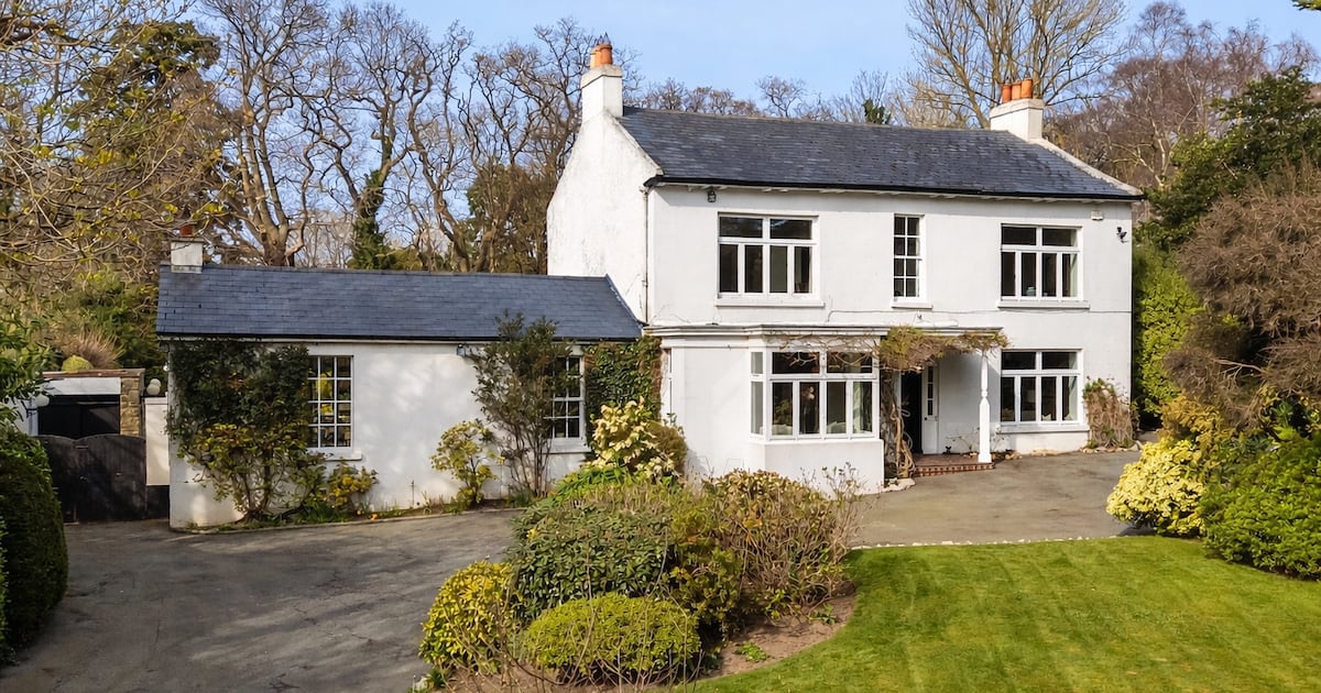 Immaculate Georgian home a walk from the beach in Killiney – The Irish Times