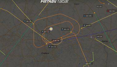 Ryanair flight FR4523 is declaring an emergency after go around at Brussels Charleroi Airport