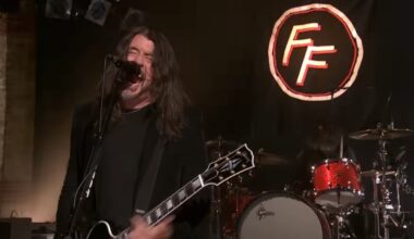 Foo Fighters Rip Through Two Songs on SNL UK