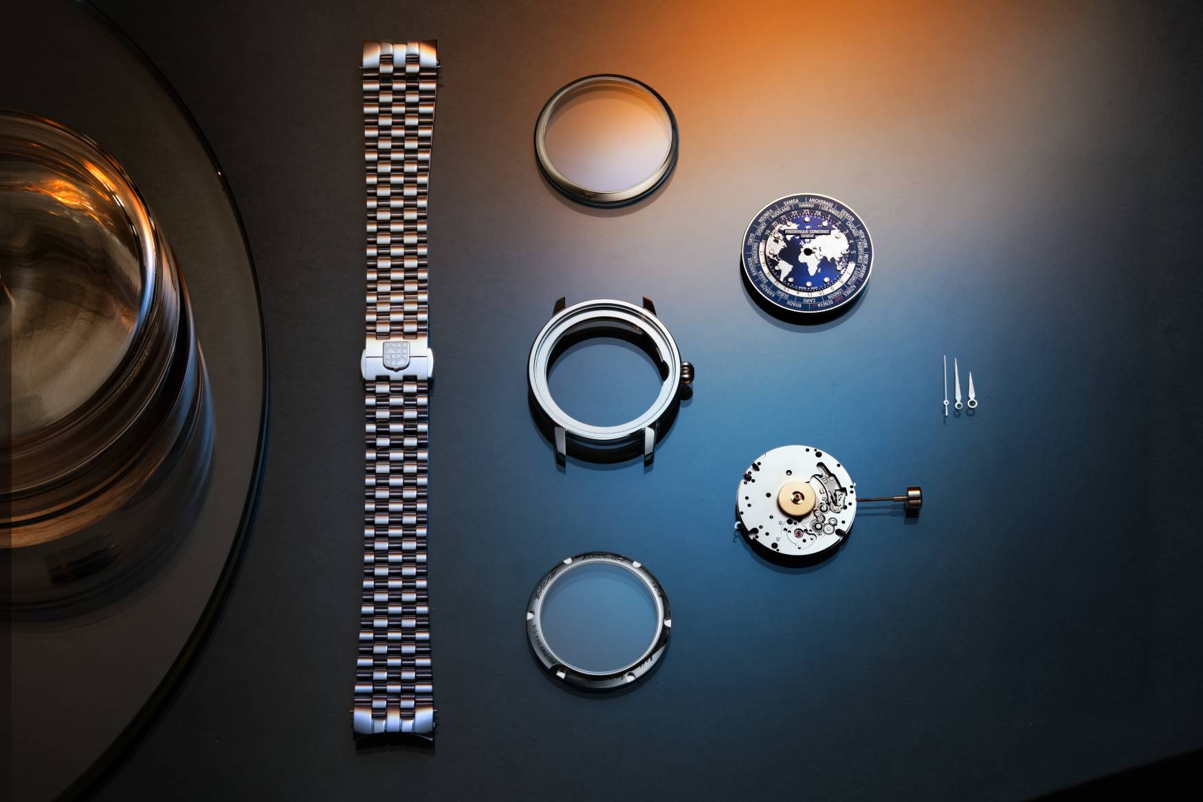 Frederique Constant Classic Worldtimer Manufacture bracelet disassembled