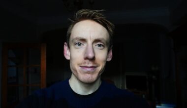 A genuinely idiosyncratic way of describing the everyday – The Irish Times