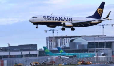 Ryanair cuts planned summer Dublin flights, blaming airport’s passenger cap – The Irish Times
