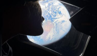 Artemis II astronauts expected to reach far side of moon on Monday – The Irish Times