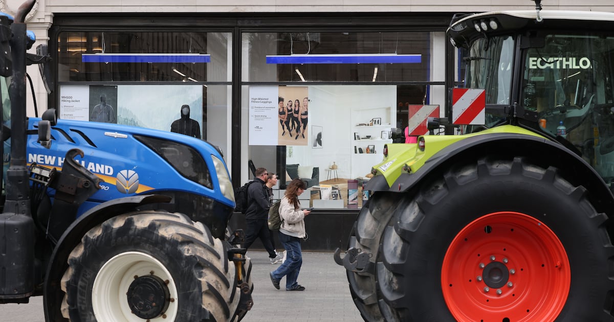 Road blockages and travel disruption continues as Gardaí declare ‘exceptional event’ – The Irish Times