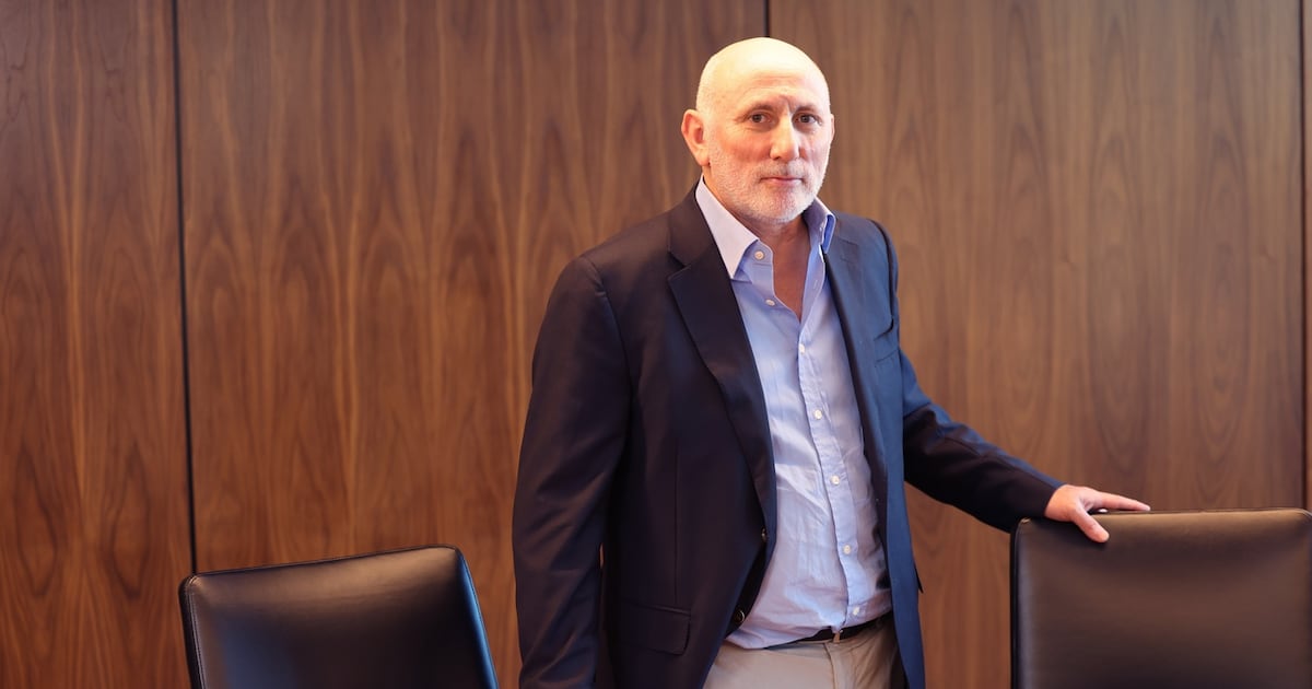 Kenmare Resources paid former MD €109,000 in consulting fees even as he launched takeover bid – The Irish Times