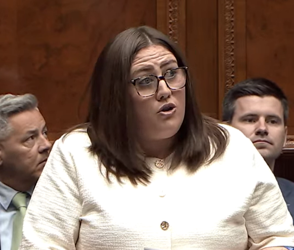 Middleton addresses mental health challenges in her maiden Assembly speech - Highland Radio