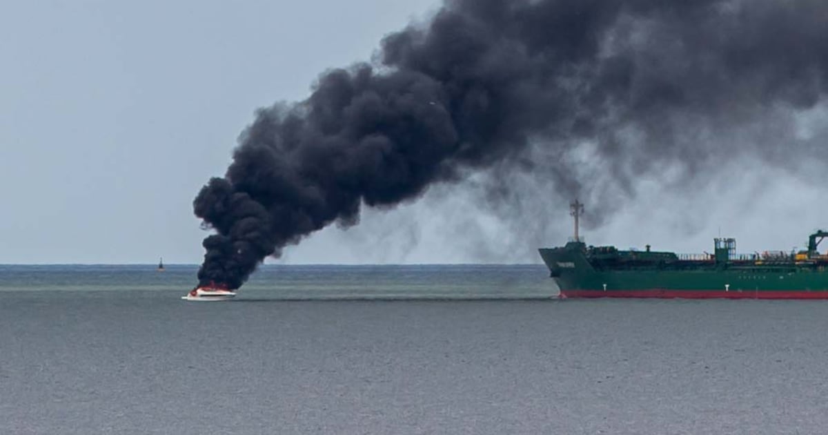 Four rescued after boat catches fire in Dublin Bay – The Irish Times