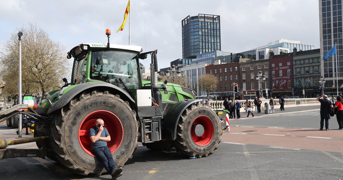 Traffic disruption, ‘massive’ public transport delays and blockades at some fuel depots – The Irish Times