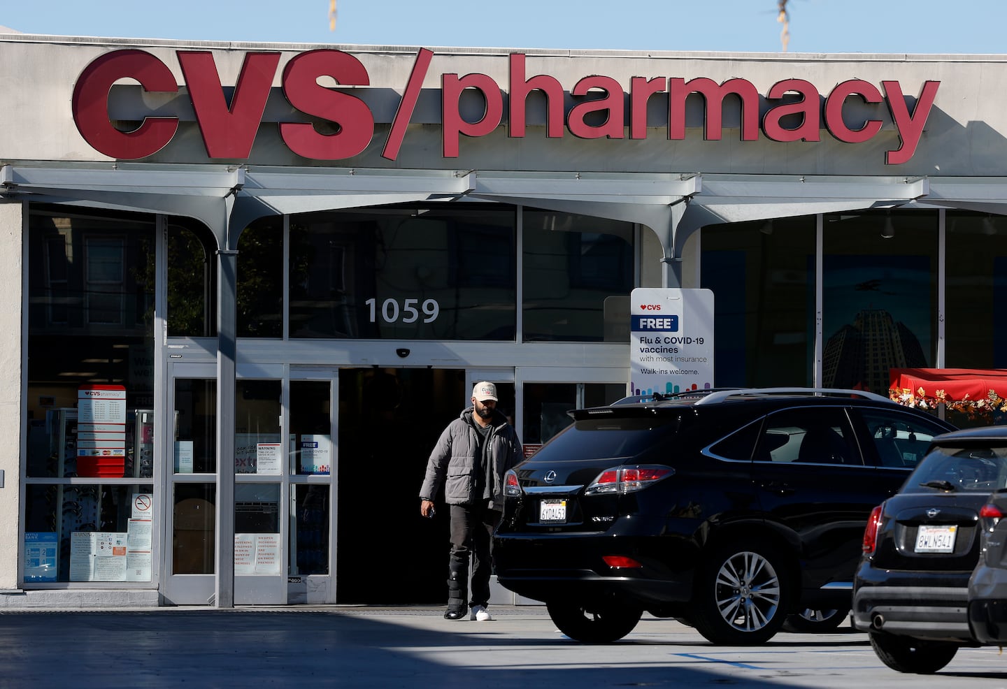 GenieRx Holdings LLC has proposed paying CVS $250 million in cash for its troubled subsidiary, Omnicare, the nursing home pharmacy titan.