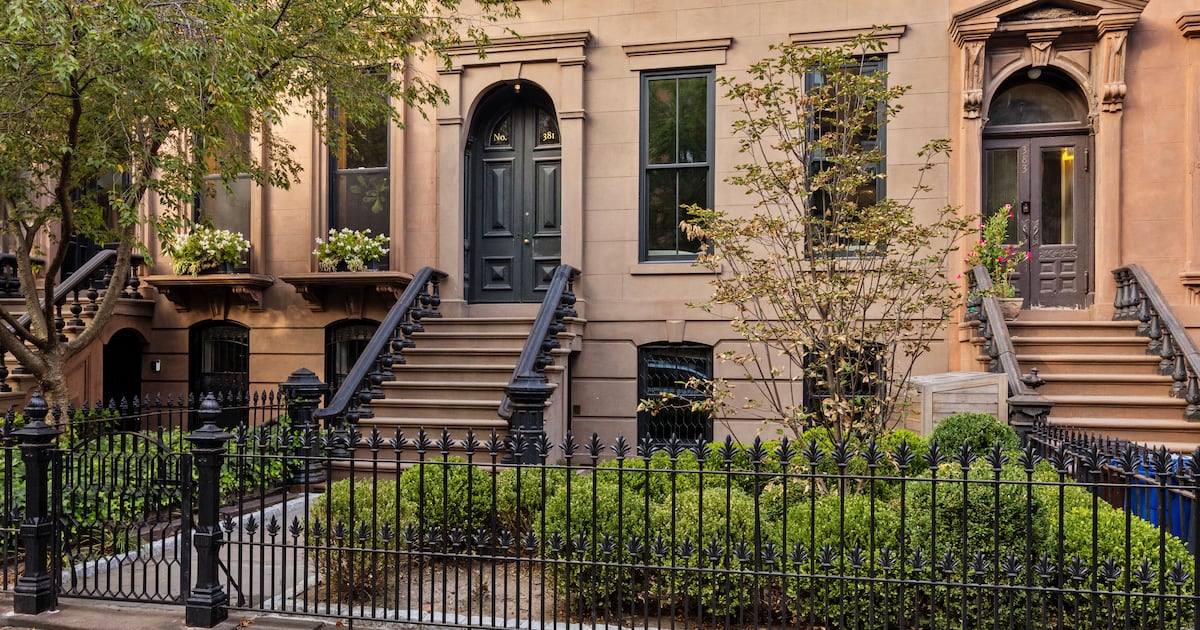 An exit from Brooklyn? Lily Allen and Daniel Craig sell brownstone properties – The Irish Times