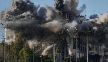 Trump says war will end in ‘two or three weeks’; warplanes row puts strain on Nato – The Irish Times