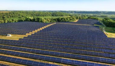 For the First Time in the U.S., Renewables Generate More Power Than Natural Gas