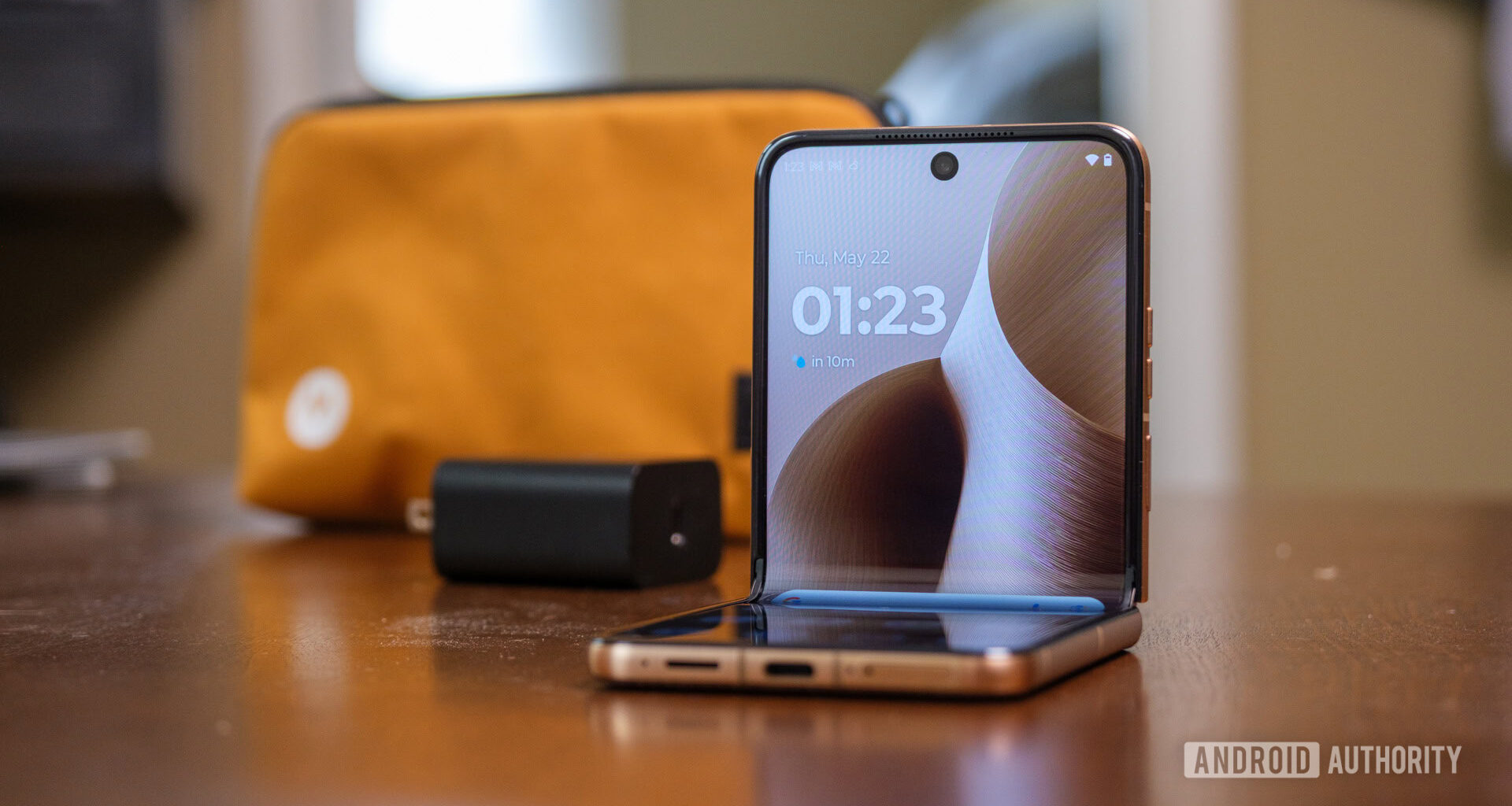 Motorola Razr Ultra top half of display