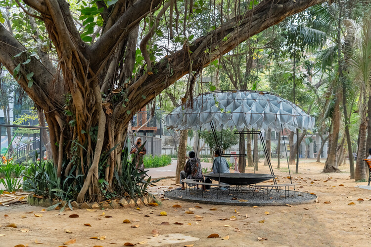 Unbearable Lightness of Being Installation / Saiqa Iqbal Meghna and Suvro Sovon Chowdhury - Exterior Photography