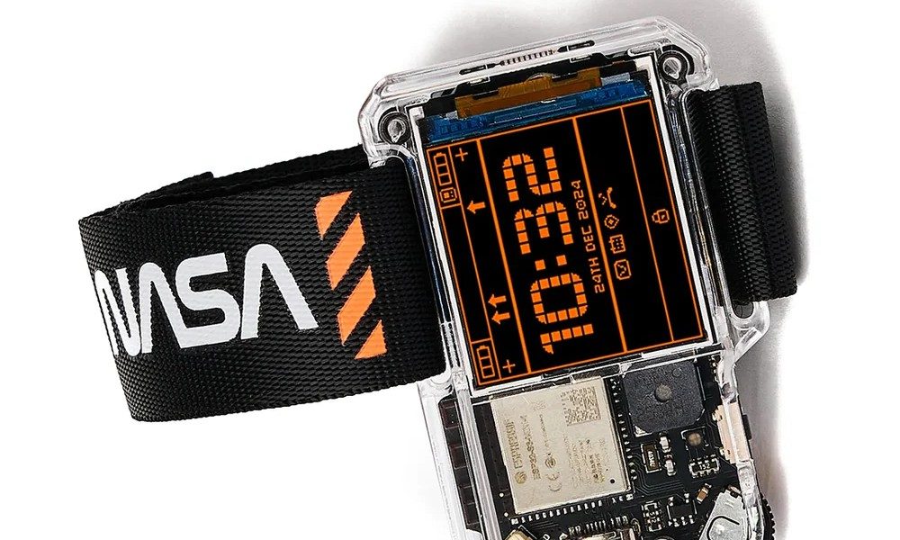 Wearable, NASA, Artemis
