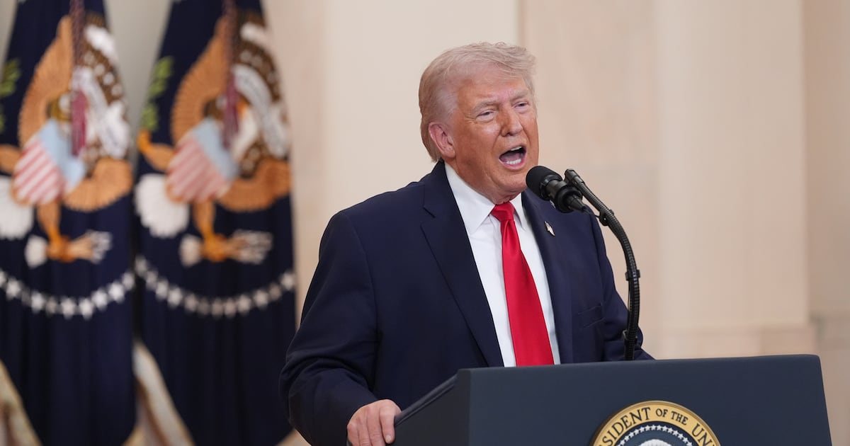 Trump threatens to escalate strikes on Iran unless it opens Strait of Hormuz – The Irish Times