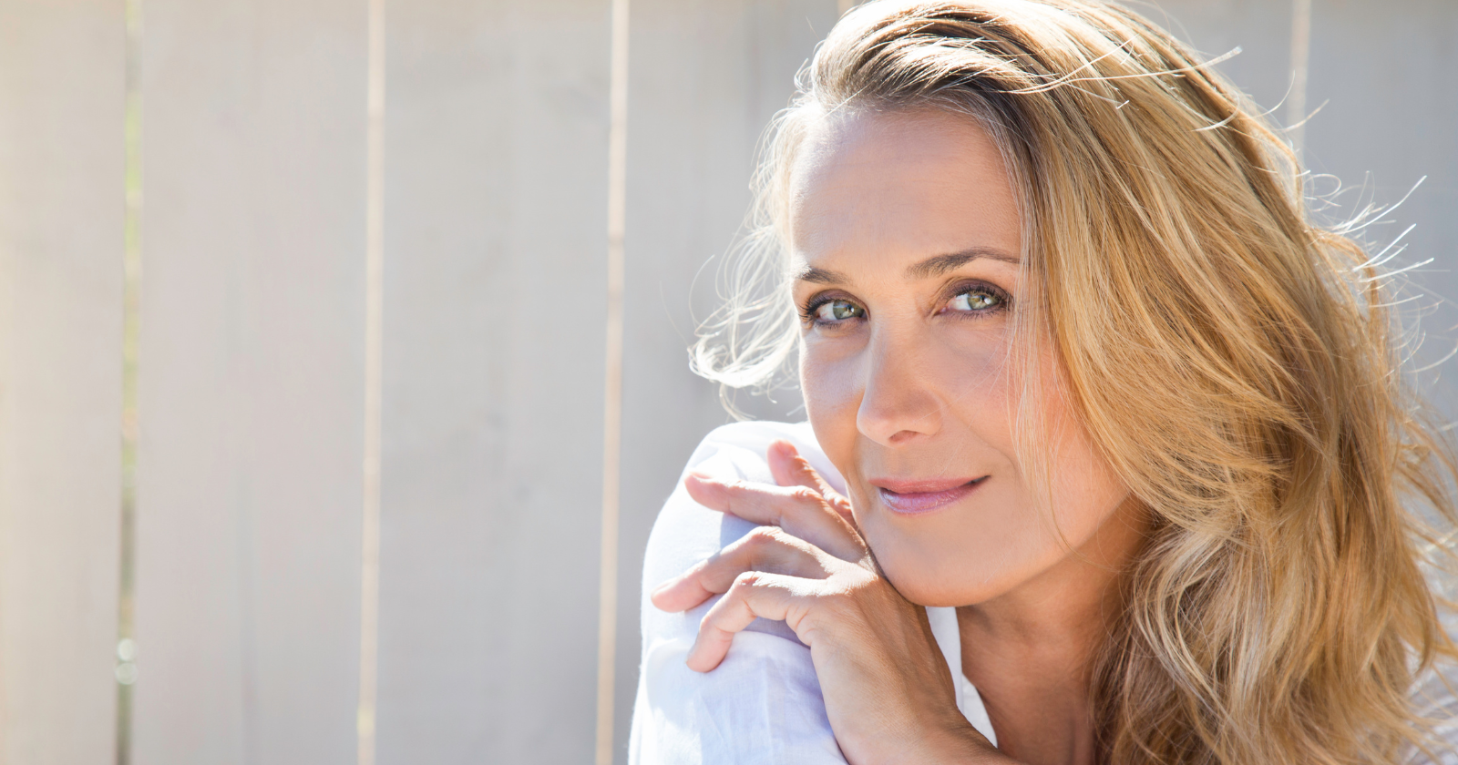 People who still look young after 60 usually share one quality that has nothing to do with skincare, diet, or exercise — they genuinely like their life, and a person who genuinely likes their life carries it differently in their face, their posture, and the way they move through a room than one who has been enduring it