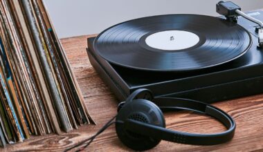 Where to Shop for Vinyl Records Online (2026): Discogs, Bandcamp, Ebay