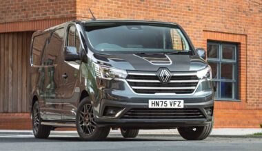 New Renault Trafic Graphite Edition arrives to ‘work hard, grey hard’