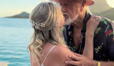 Fleetwood Mac star says I Do for the fifth time at 78