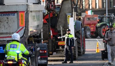 Some traffic disruption remains as protesters say €505m package ‘not enough’ – The Irish Times