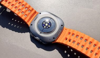 Your Samsung Galaxy Watch now supports blood pressure tracking — but it’s not the same as Apple’s Hypertension Alerts