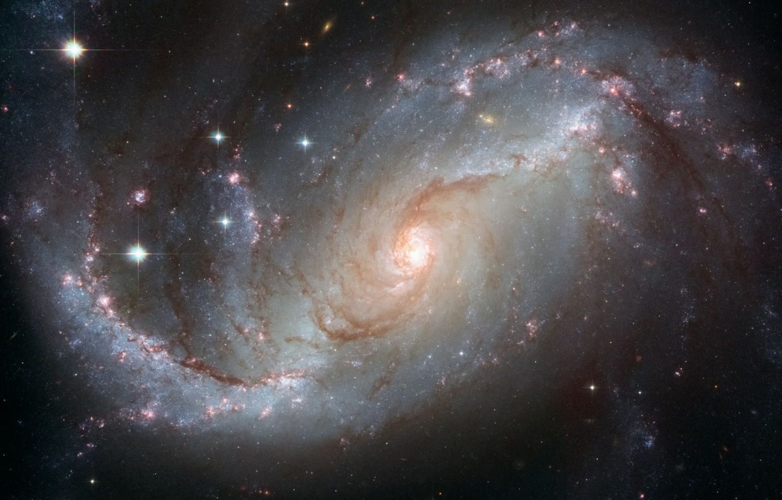 This distant galaxy has lost 95% of its brightness in less than 20 years