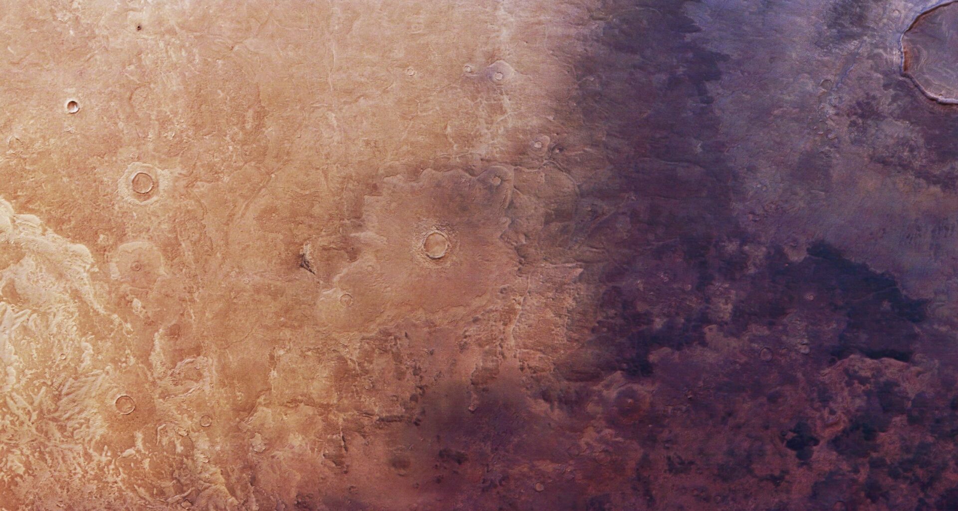 Ancient volcanic ash seen blowing across Mars in new spacecraft images