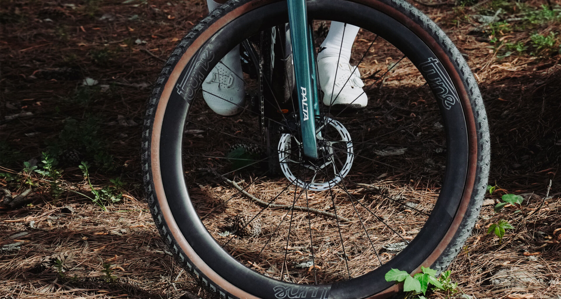 Tune Nano Gravel 45 lightweight all-rounder carbon gravel bike wheels, front