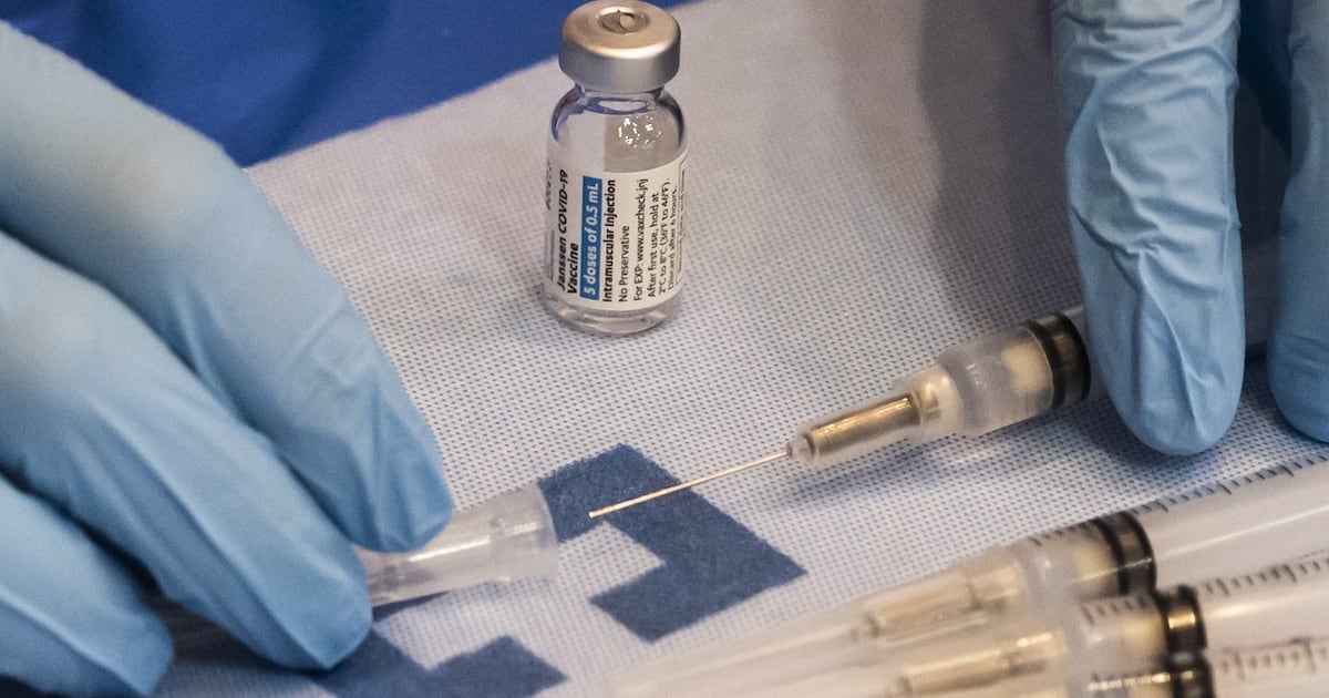 Pharmacist gave Covid-19 vaccines to family without training and certifications, committee hears – The Irish Times