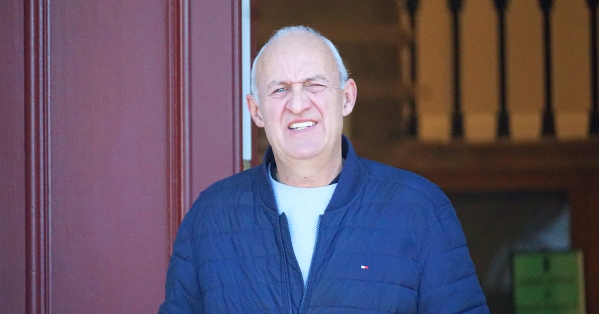 Former OPW employee sent sexualised messages to undercover officer posing as girl (13) – The Irish Times