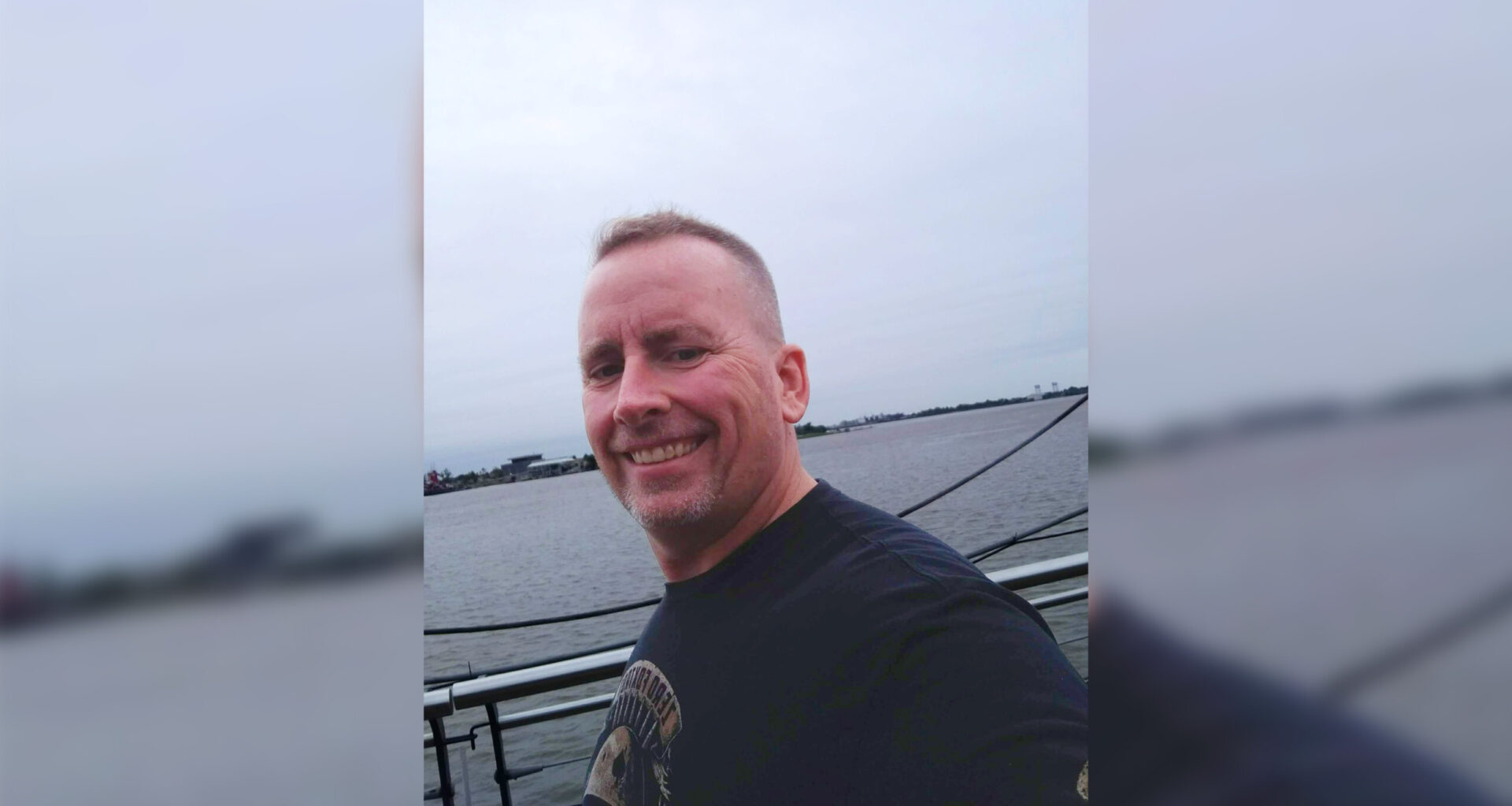 Retired state employee backs pension buyouts for Chicago police, fire