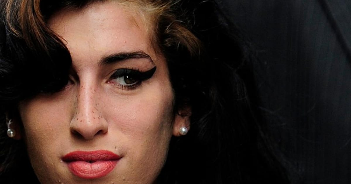 Amy Winehouse’s father loses court case over sale of singer’s items by friends – The Irish Times