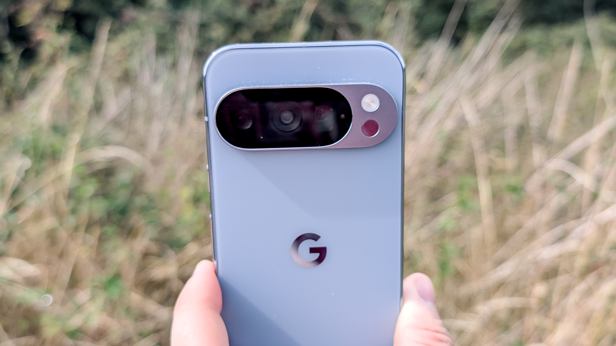 Google Pixel 10 pro moonstone review images