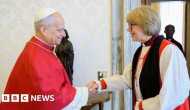 Archbishop praises Pope's anti-war comments during Vatican visit - BBC