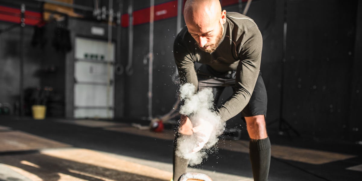 This ‘Lost’ Soviet Kettlebell Move Builds Explosive Power and Full-Body Strength