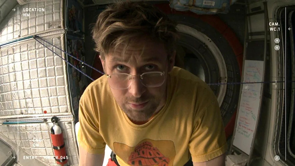  Ryland Grace (Ryan Gosling) talking to the camera in Project Hail Mary. 