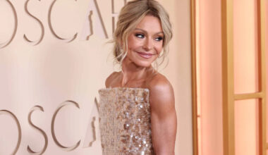 Kelly Ripa Reveals the NSFW Underwear Habit That Got Her Pregnant "At Least Twice"