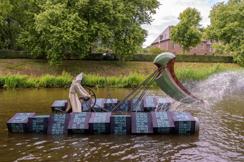 bosch parade returns with floating sculptures and inflatables on dommel river in netherlands - 4