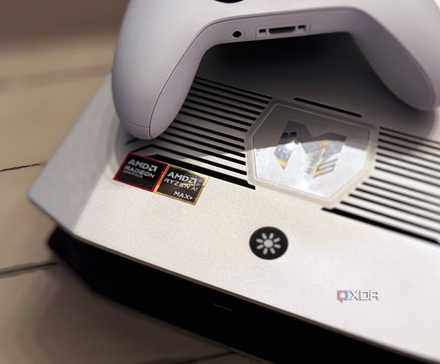 bosgame m5 mini pc with xbox controller