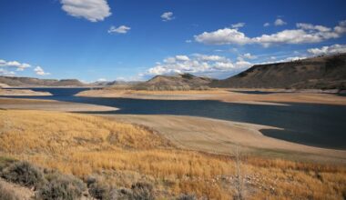 A freakishly dry spring is changing the landscape in Colorado
