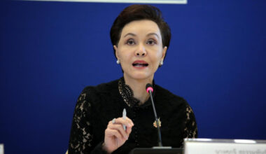 Bangkok Post - From festivity to fiscal strain