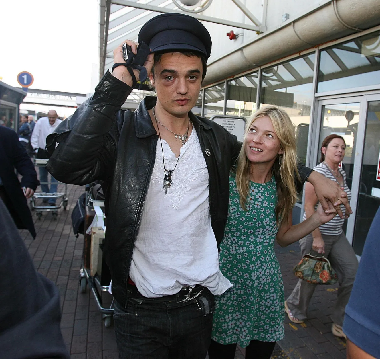 Musician Pete Doherty and model Kate Moss arrive at Dublin Airport.